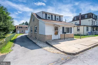 1237 Carbon Street, Reading, PA 19601 - Photo 2