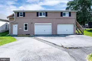 1237 Carbon St, Reading, PA 19601 - Photo 32