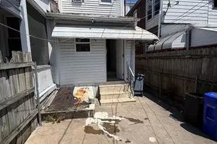2018 Kutztown Rd, Reading, PA 19605 - Photo 16