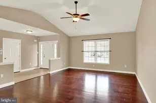 658 Ebersole Rd, Reading, PA 19605 - Photo 2