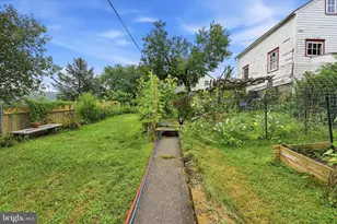 30 Walnut St, Mohnton, PA 19540 - Photo 32