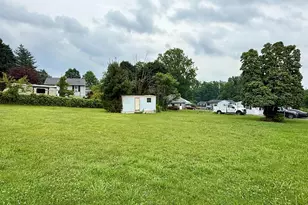 29 Elm Ave, Temple, PA 19560 - Photo 16