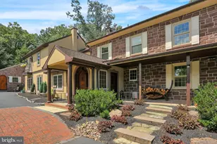 459 Mt Penn Rd, Reading, PA 19607 - Photo 6