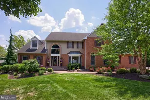 42 Timberline Dr, Wyomissing, PA 19610 - Photo 2