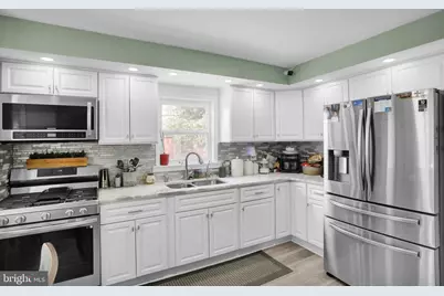 425 Centre Street, Reading, PA 19605 - Photo 6