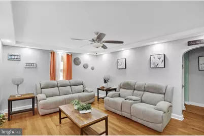 425 Centre Street, Reading, PA 19605 - Photo 4