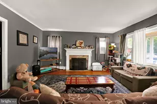 132 Windsor St, Reading, PA 19601 - Photo 8
