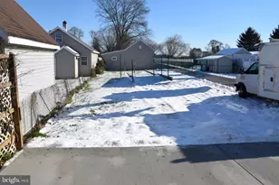 119 N Robeson St, Robesonia, PA 19551 - Photo 26