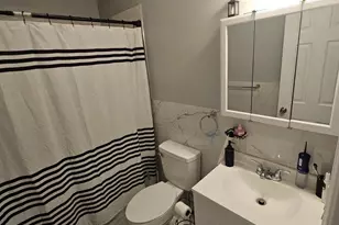 2006 Kutztown Rd, Reading, PA 19605 - Photo 6