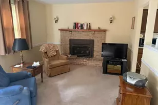 146 Village Dr, Boyertown, PA 19512 - Photo 4