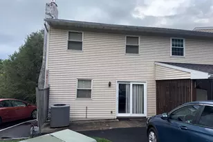 146 Village Dr, Boyertown, PA 19512 - Photo 2