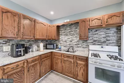 1047 N Front Street, Reading, PA 19601 - Photo 14