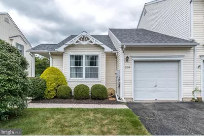 208 N 4th, Bally, PA 19503 - Photo 1