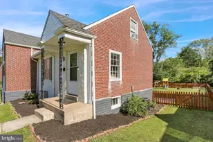 2826 Filbert Ave, Reading, PA 19606 - Photo 6
