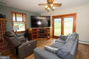 39 Mountain Rd, Kempton, PA 19529 - Photo 14