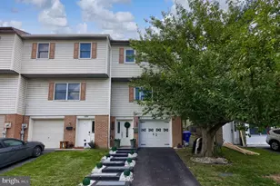 1326 Fairview St, Reading, PA 19602 - Photo 2