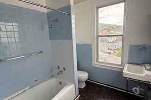 320 Miller St, Reading, PA 19602 - Photo 6