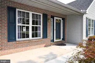 4400 Prestwick Dr, Reading, PA 19606 - Photo 6