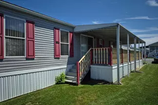 1067 Sage Ave, Reading, PA 19605 - Photo 2