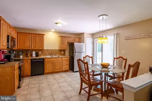 738 Maria Ave, Sinking Spring, PA 19608 - Photo 14