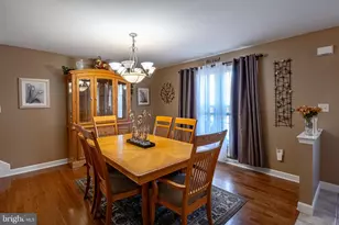 738 Maria Ave, Sinking Spring, PA 19608 - Photo 8