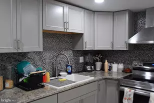 1124 Spruce St, Reading, PA 19602 - Photo 10