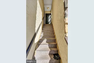 176 Valley Greene Circle, Wyomissing, PA 19610 - Photo 2