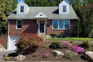 2341 Highland St, Reading, PA 19609 - Photo 2