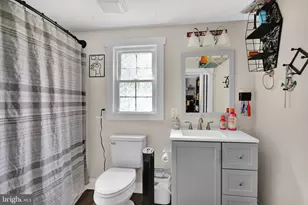 896 Pleasant Hill Rd, Fleetwood, PA 19522 - Photo 8