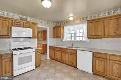 3236 Garfield Avenue, Reading, PA 19605 - Photo 6