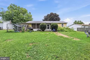 143 Aspen Ave, Sinking Spring, PA 19608 - Photo 26
