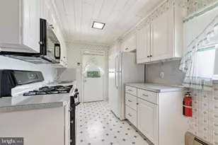1136 Broadway Blvd, Reading, PA 19607 - Photo 10