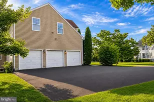 3002 Summer Meadow Dr, Douglassville, PA 19518 - Photo 24