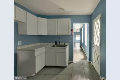 526 N 10th Street, Reading, PA 19604 - Photo 10