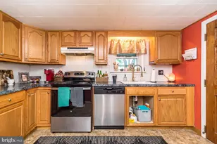 109 Ridge St, Reading, PA 19607 - Photo 10
