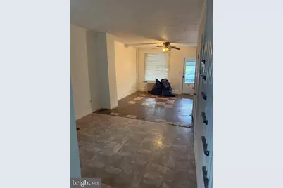 210 S 11th Street, Reading, PA 19602 - Photo 10