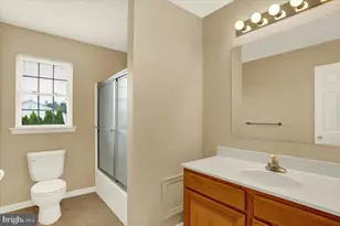 5010 Rising Sun Dr, Douglassville, PA 19518 - Photo 36