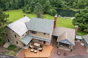 271 Wetzel Rd, Macungie, PA 18062 - Photo 2