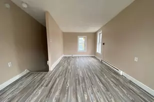22 Orange St, Reading, PA 19602 - Photo 2