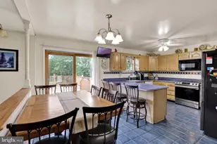 926 Christmas Village Rd, Bernville, PA 19506 - Photo 2