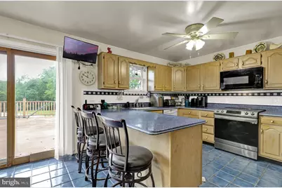 926 Christmas Village Road, Bernville, PA 19506 - Photo 4