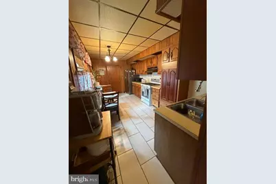 240 S 13th Street, Reading, PA 19602 - Photo 6