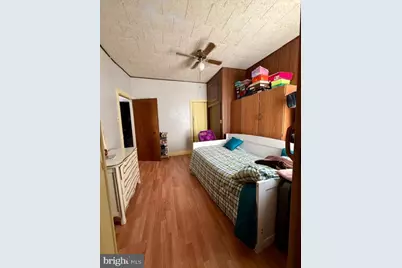 240 S 13th Street, Reading, PA 19602 - Photo 10