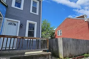 1040 Birch St, Reading, PA 19604 - Photo 1