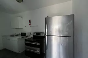 1040 Birch St, Reading, PA 19604 - Photo 8