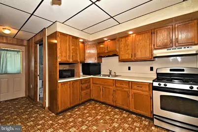 28 W Smith Street, Topton, PA 19562 - Photo 16