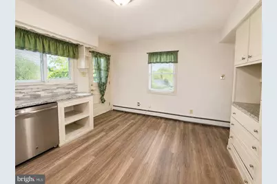 822 Hartman Avenue, Temple, PA 19560 - Photo 6