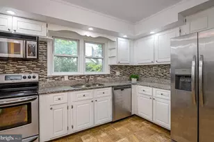 509 Berks Pl, Reading, PA 19609 - Photo 12