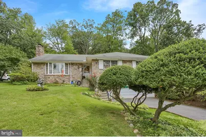 1317 Lorraine Road, Reading, PA 19604 - Photo 2