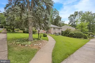 1317 Lorraine Rd, Reading, PA 19604 - Photo 6